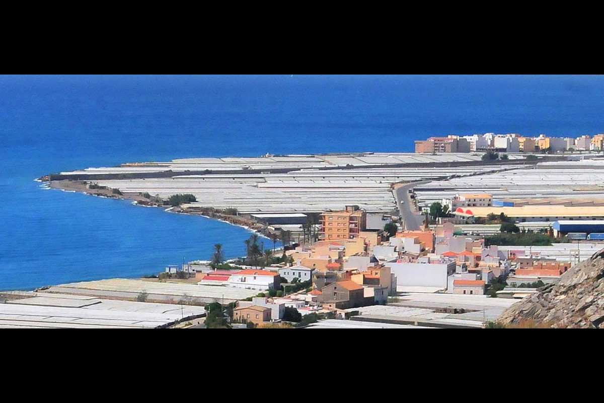 2017. Imagen que presentaba la línea de costa entre El Pozuleo y La Rábita