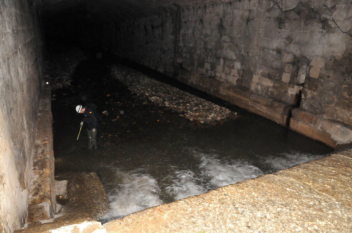 8. Acequia de Sancti Spíritu y puente de Los Sastres y Zapateros