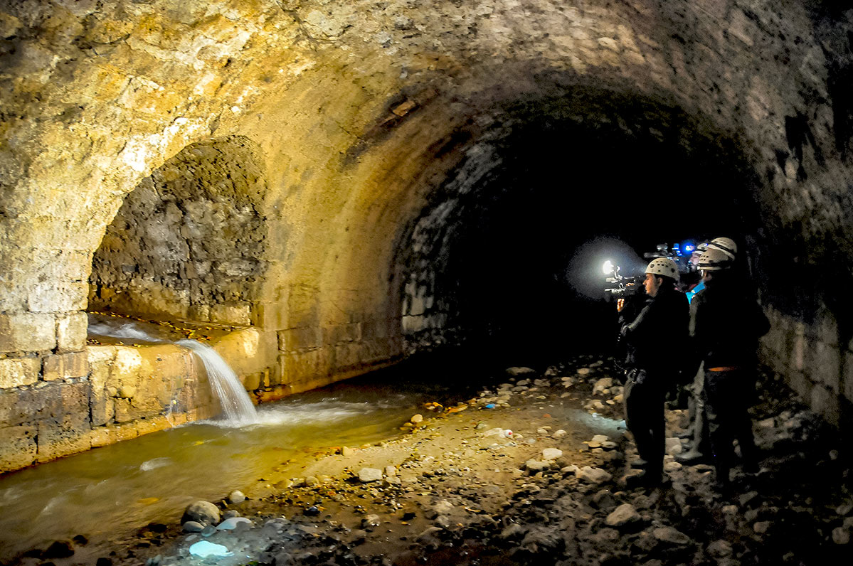 Salida de la Acequia Real en Cuesta de Gomérez